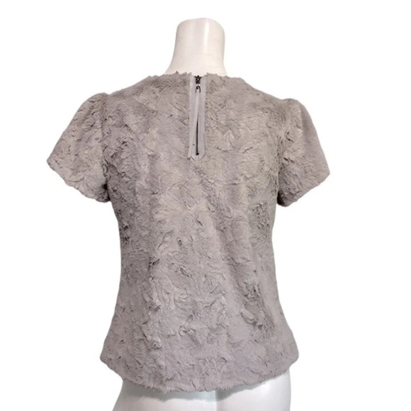 Anthropologie Leifsdottir Gray Faux Fur Short Sleeve Top Size Small Petite - Picture 4 of 5